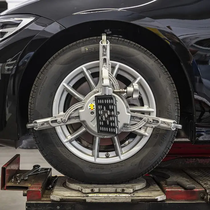 Alloy wheel straightening workshop with repair equipment