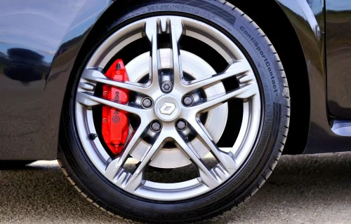 Best alloy wheel repair Aberdeen service fixing scuffed and damaged alloy wheels with precision